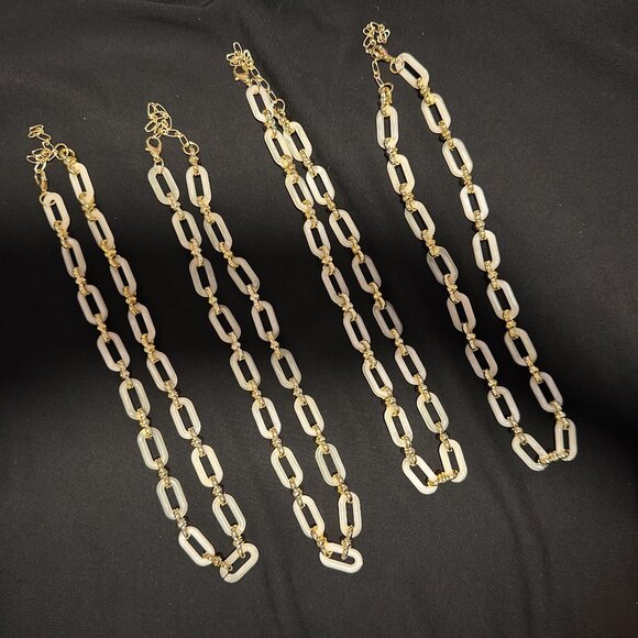 Bundle of jewelry - Brass gold dipped necklaces - Picture 2 of 9